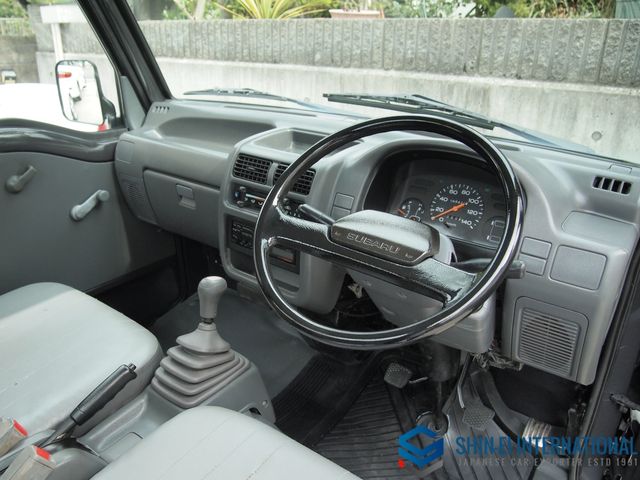 SAMBAR truck 4WD