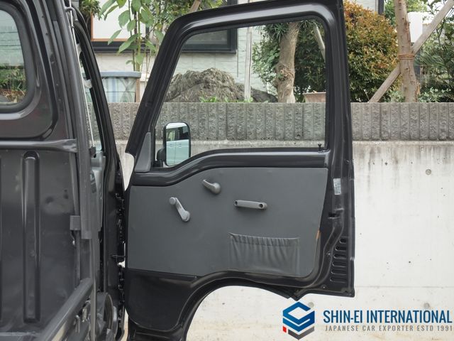 SAMBAR truck 4WD
