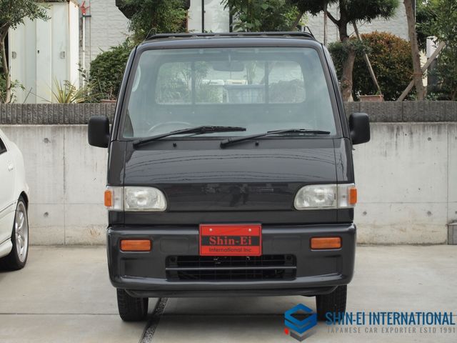 SAMBAR truck 4WD