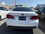 CROWN sedan hybrid