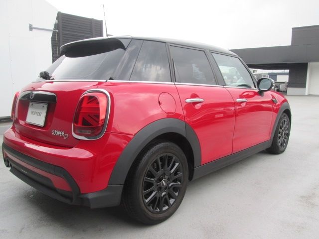 MINI COOPER D 5DOOR