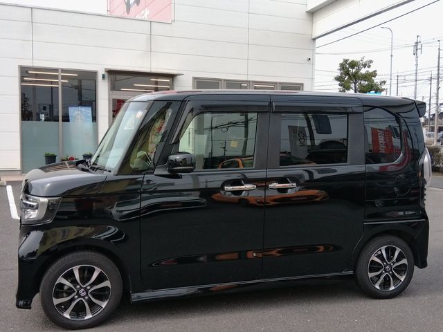 N-BOX CUSTOM