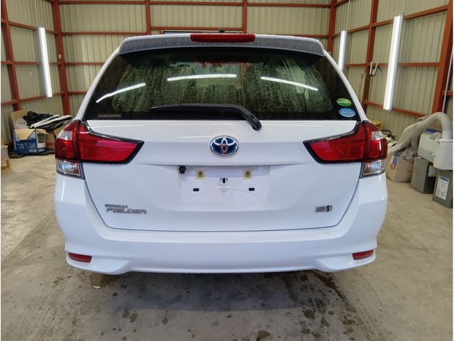 COROLLA FIELDER HYBRID
