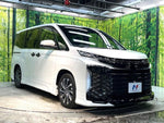 VOXY HYBRID