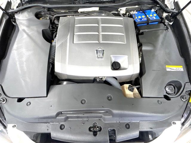 CROWN sedan
