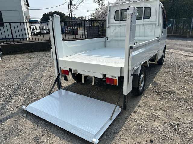 CARRY truck 4WD