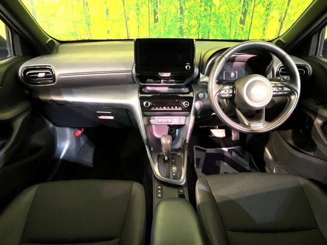 YARIS CROSS HYBRID