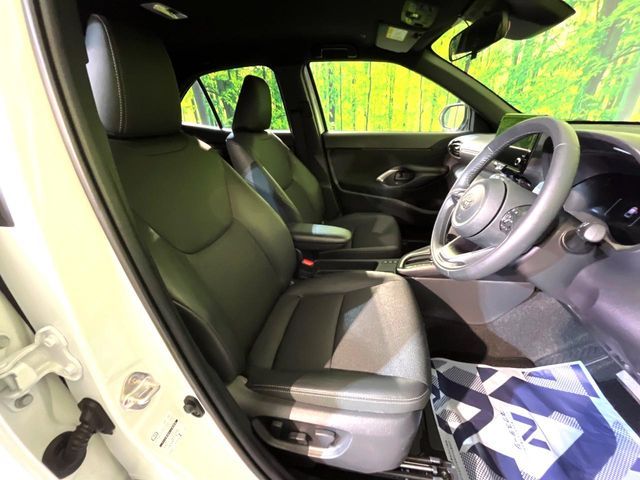YARIS CROSS HYBRID