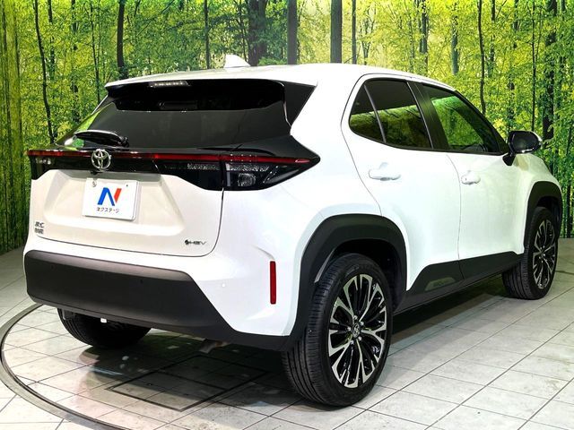 YARIS CROSS HYBRID
