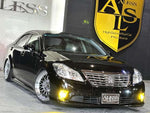 CROWN sedan