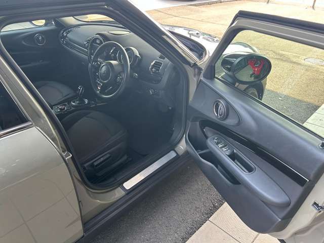 MINI COOPER CLUBMAN