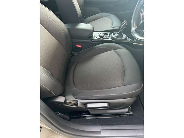 MINI COOPER CLUBMAN