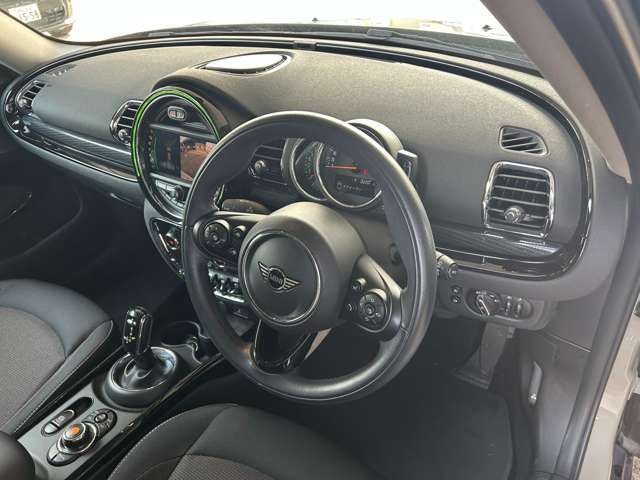 MINI COOPER CLUBMAN