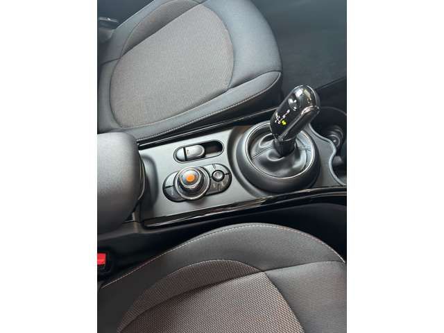 MINI COOPER CLUBMAN