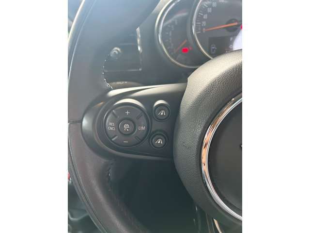 MINI COOPER CLUBMAN