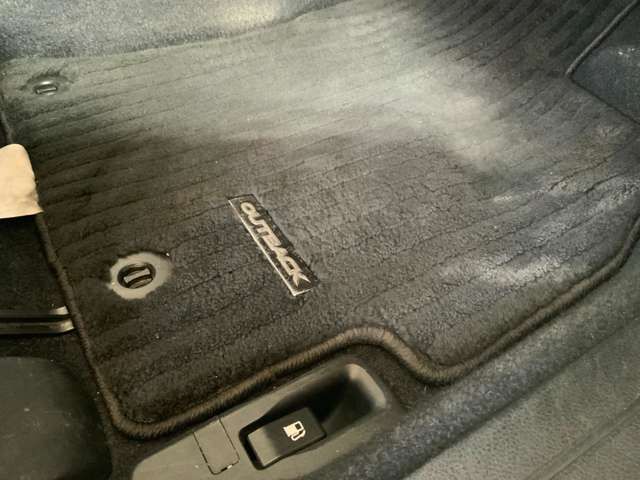 LEGACY OUTBACK