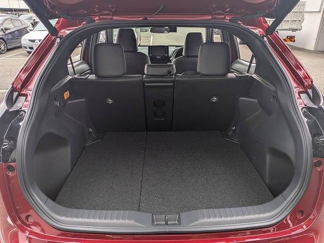 YARIS CROSS HYBRID