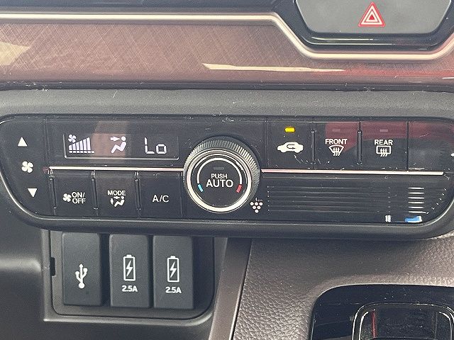 N BOX