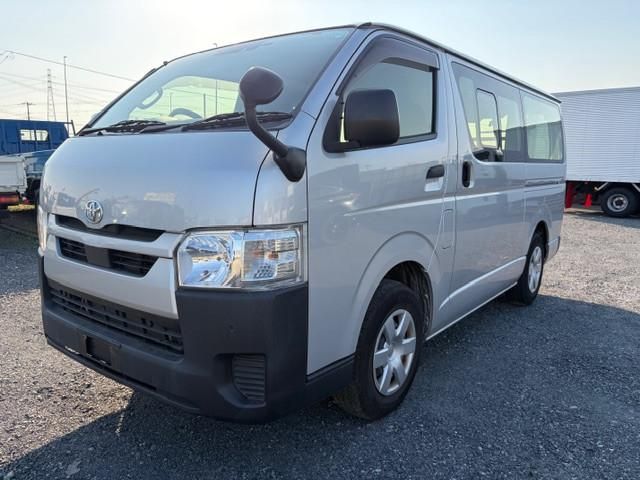 HIACE van 2WD