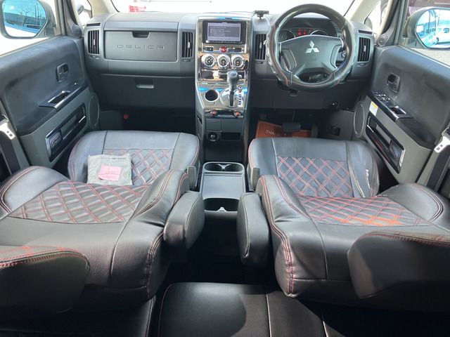 DELICA D:5 2WD