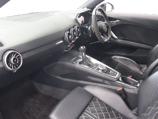 AUDI TT RS coupe