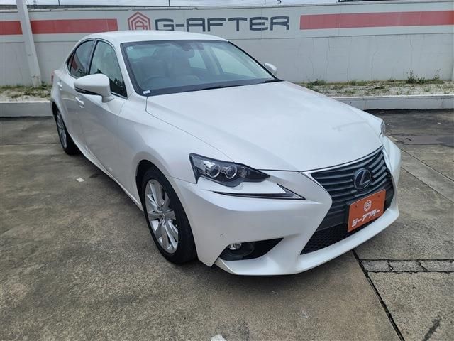 LEXUS IS300h