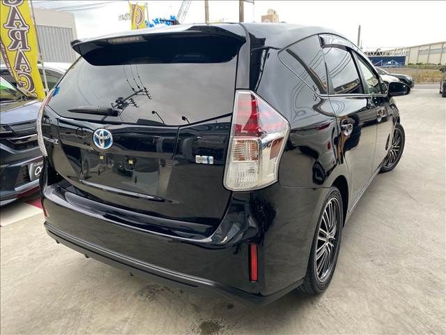 PRIUS Alpha