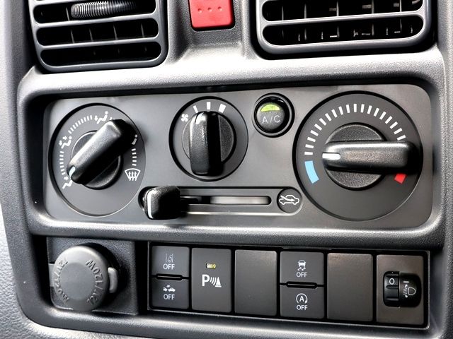CLIPPER truck