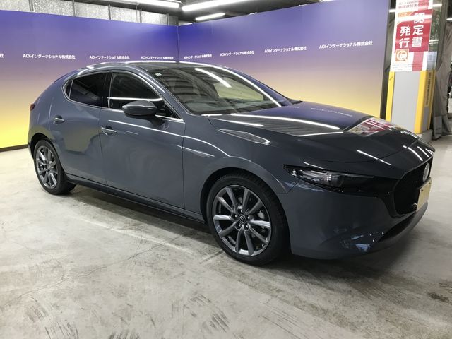 MAZDA3 FASTBACK