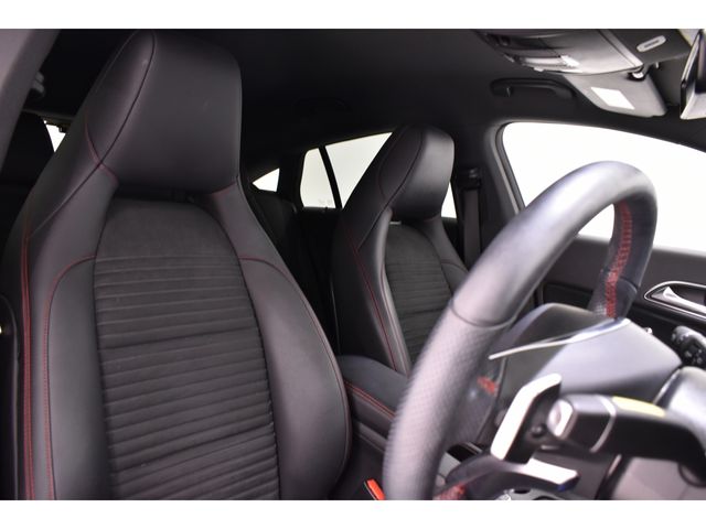 MERCEDES BENZ CLA Shooting Brake
