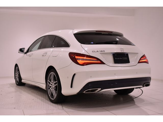 MERCEDES BENZ CLA Shooting Brake