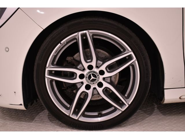 MERCEDES BENZ CLA Shooting Brake