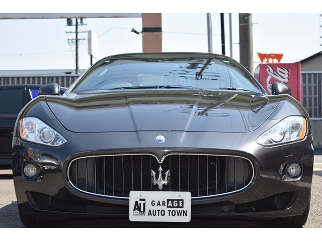 MASERATI GRANTURISMO
