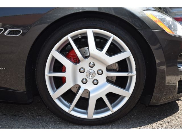 MASERATI GRANTURISMO