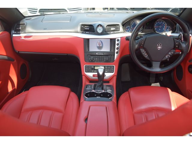 MASERATI GRANTURISMO
