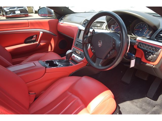 MASERATI GRANTURISMO