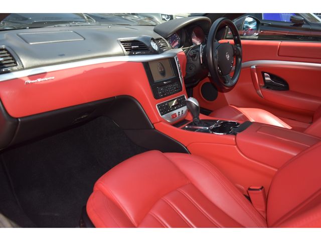 MASERATI GRANTURISMO