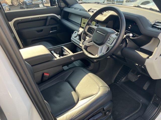 ROVER DEFENDER