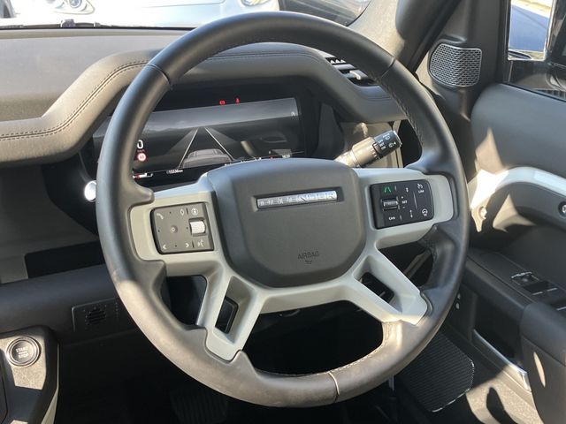 ROVER DEFENDER