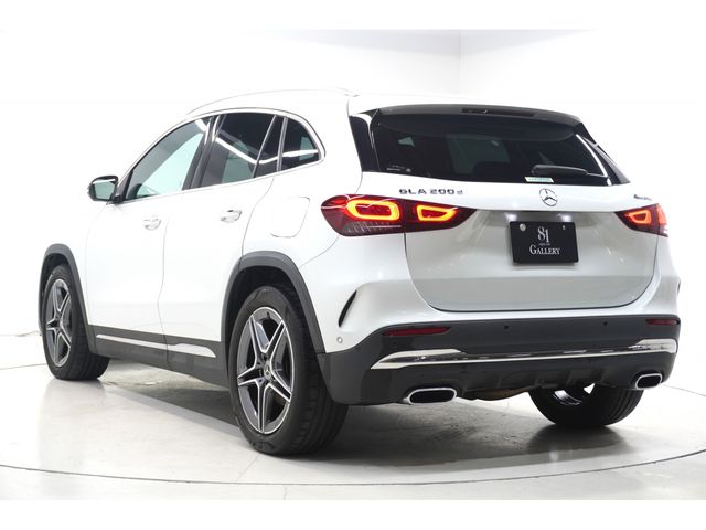 MERCEDES BENZ GLA class