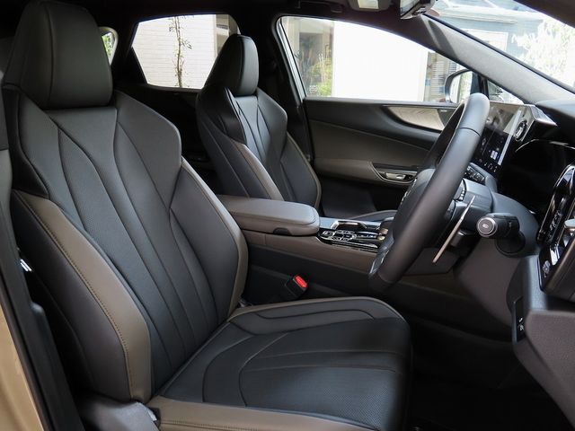 LEXUS NX450h+ AWD