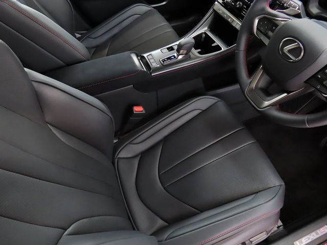 LEXUS LBX