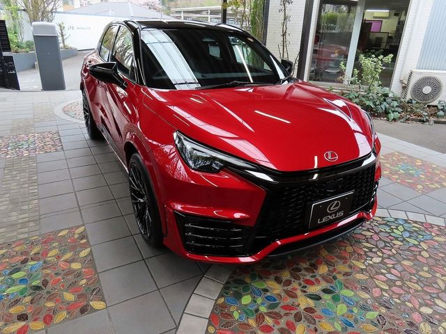 LEXUS LBX