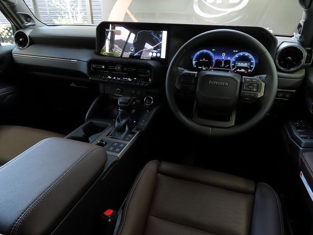LANDCRUISER 250