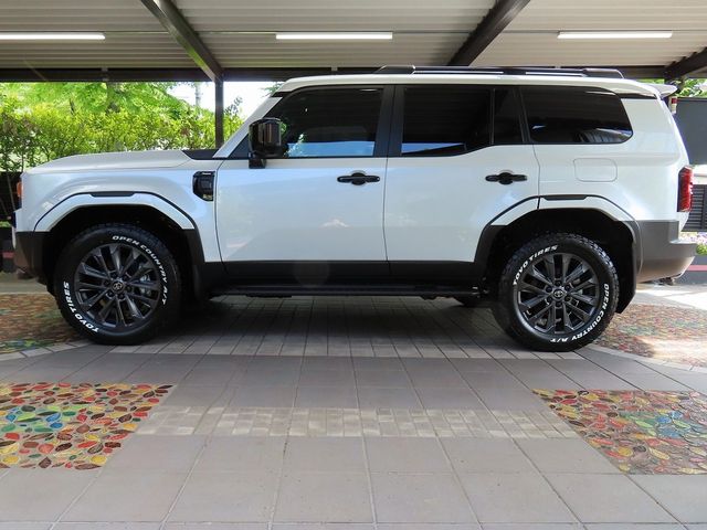 LANDCRUISER 250