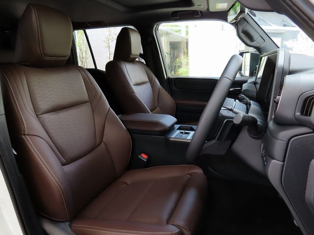 LANDCRUISER 250
