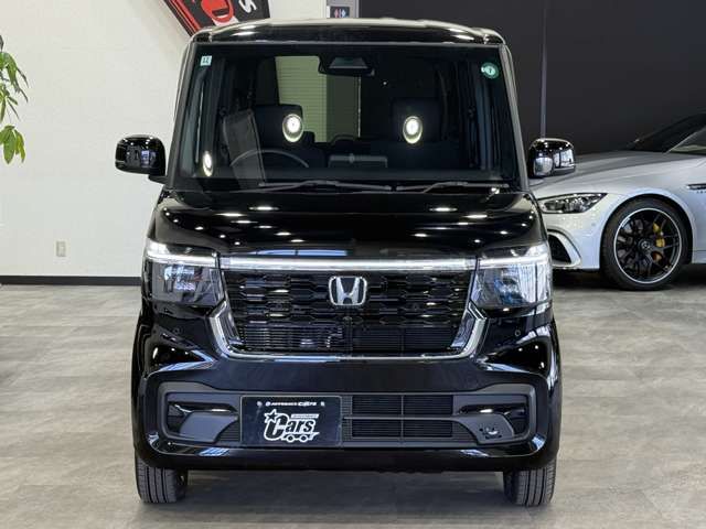 N-BOX CUSTOM 4WD