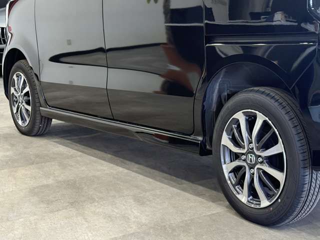 N-BOX CUSTOM 4WD