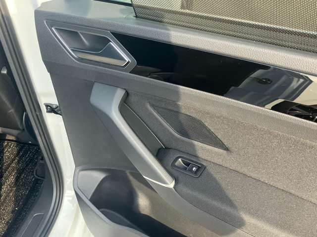 VOLKSWAGEN GOLF TOURAN