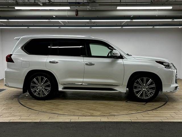 LEXUS LX570 AWD